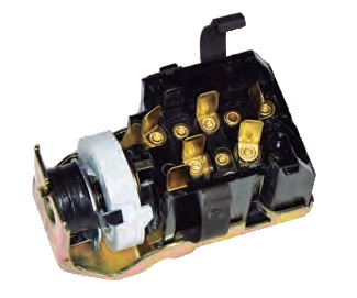 568 - LLAVE LUCES F100/FALCON